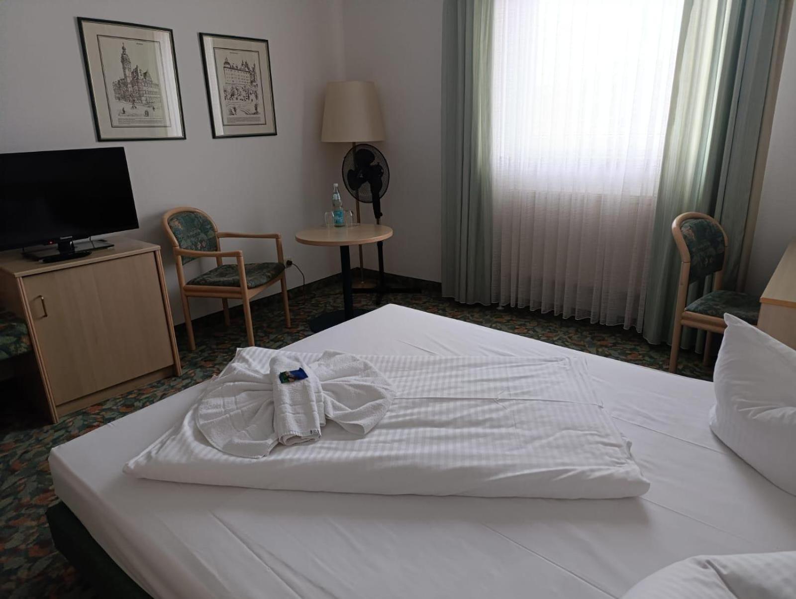 Hotel Astor Альтенбург Экстерьер фото
