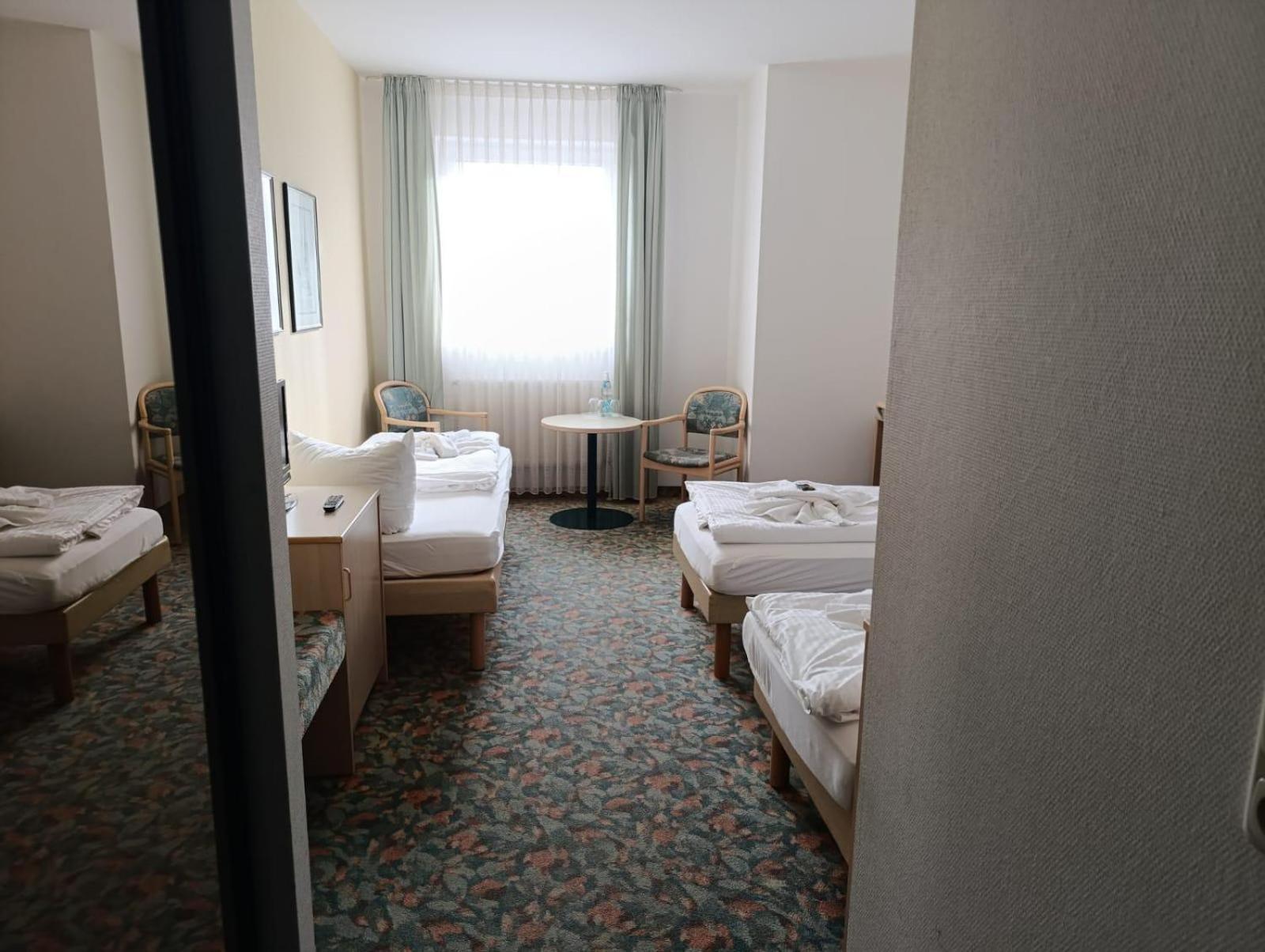 Hotel Astor Альтенбург Экстерьер фото